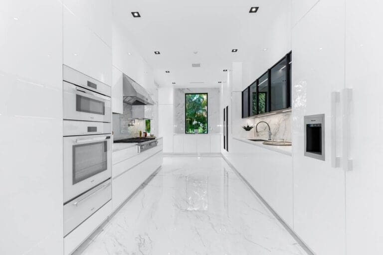 Pedini Kitchen Cabinets