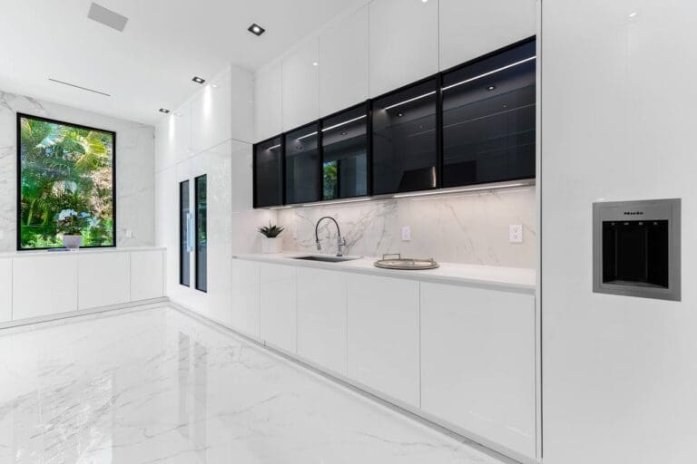 Pedini Kitchen Cabinets